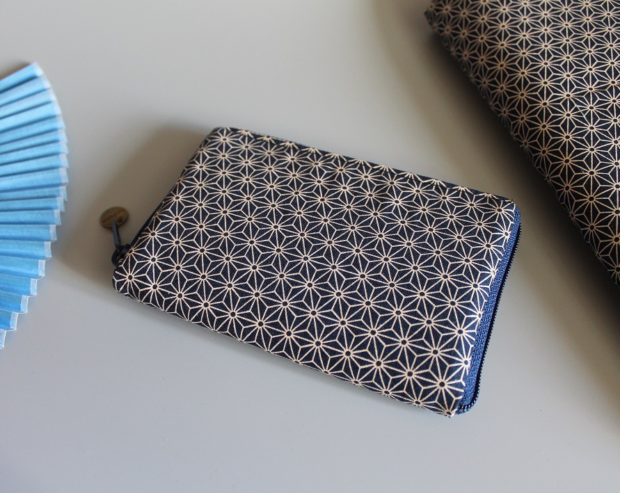 5.5\" zippered Cards and coins wallet - Asanoha blue